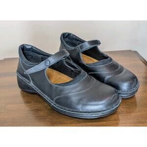 Naot Womens Size EU 40 US 9 Black Leather Mary Janes Comfort Flats Shoes
